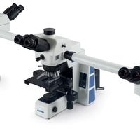 多人共览生物显微镜